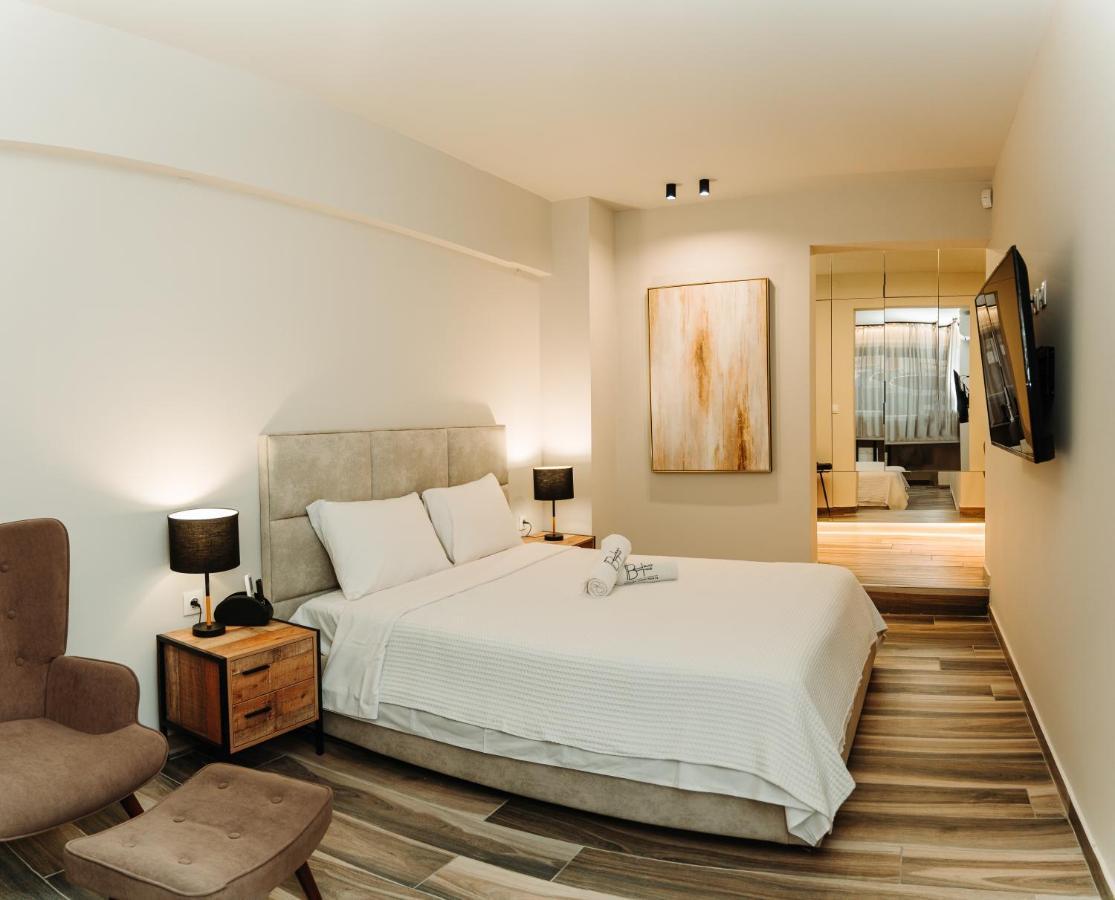 Blackhaus Family And Friends Deluxe Apartment テッサロニキ エクステリア 写真