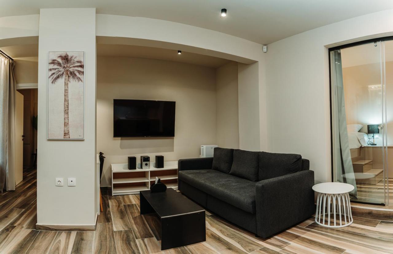 Blackhaus Family And Friends Deluxe Apartment テッサロニキ エクステリア 写真